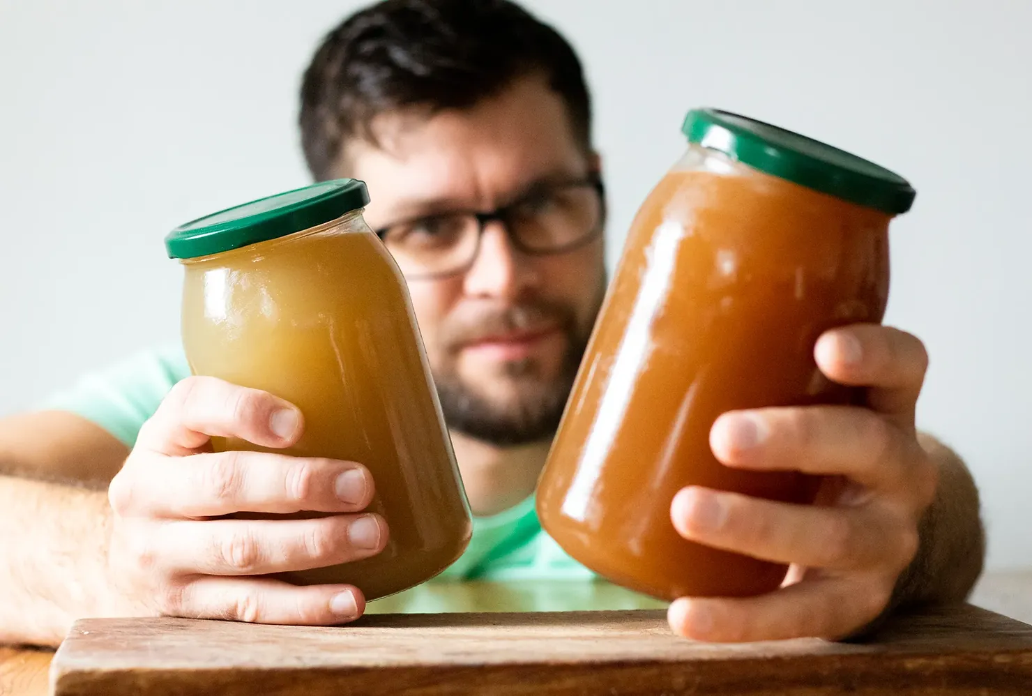 How to make chicken stock, light and dark, photographed for Pinch of Mint